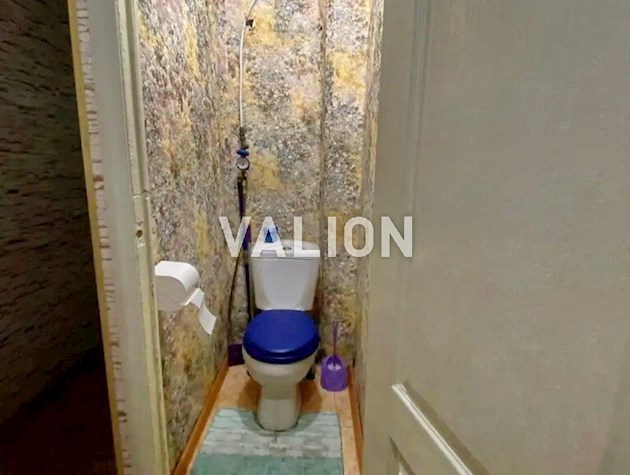 Продажа 2-х комн. квартиры по адресу Соломенская 19, Соломенский р-н.