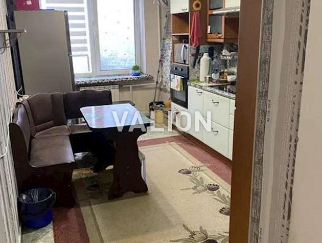 Продам 1 комн. по ул. Левка Лукьяненка 2/4. метро Оболонь