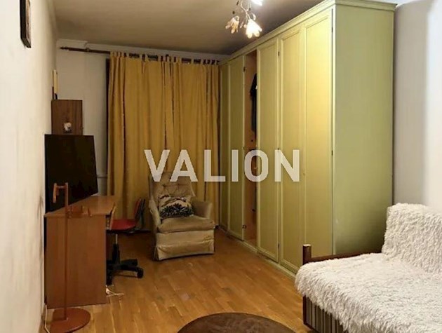 Продаж 3-к квартири вул. Хмельницька 10