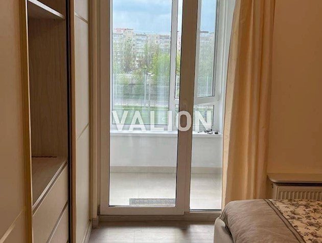 Продажа 2-к квартиры улица Липы 6А ЖК Комфорт Таун, Дарница Левый берег.