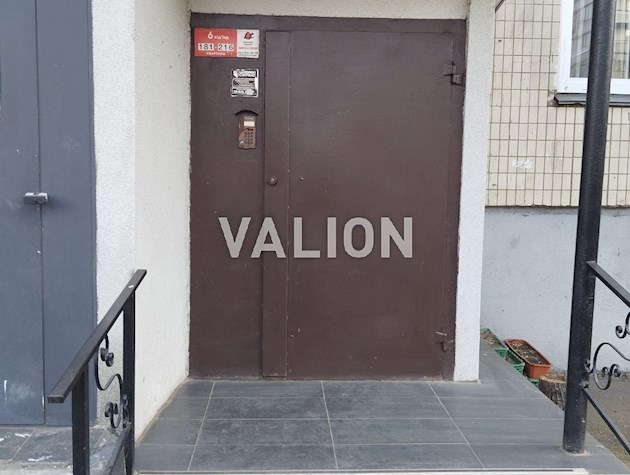 Продажа 3 комнатной квартиры, ул. Днепровская набережная 9а