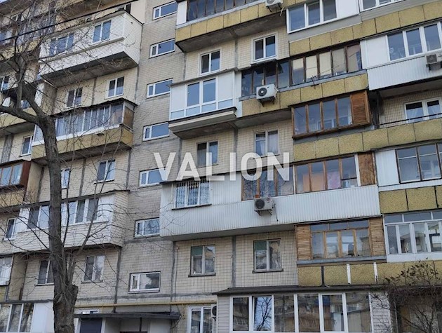 Продажа 3 комнатной квартиры, ул. Днепровская набережная 9а