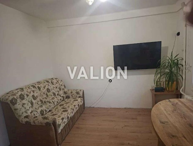 Продажа 3-комнатной квартиры Днепровская набережная 9а