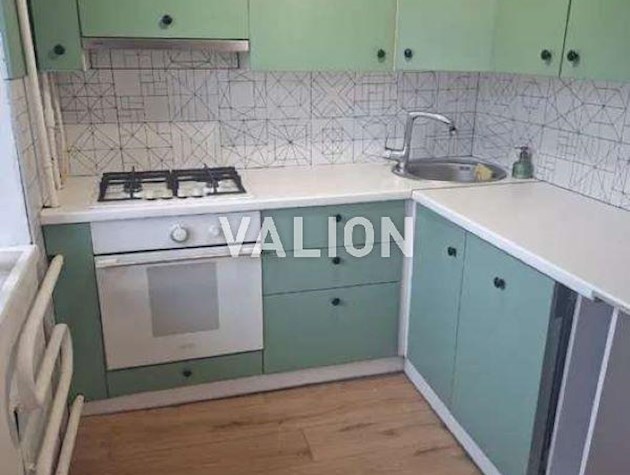 Продажа 3-комнатной квартиры Днепровская набережная 9а