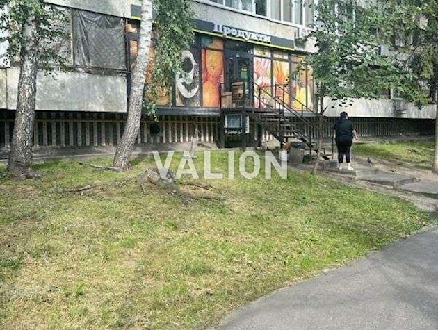 Продаж 3-к квартири вул. Коновальця Євгена 37