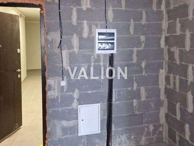 Продажа 1-к квартира улица Александра Олеся 9а