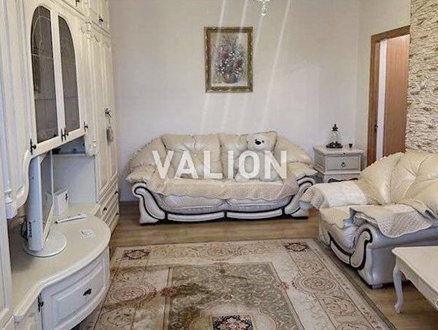 Продается двухкомнатная квартира, улица Юлии Здановской, 8, Голосеево