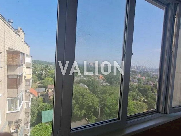 Продаж 3-к квартири вул. Гамаліївська 36