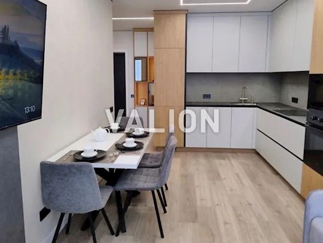 Продаж 1-к квартири вул. Олександра Олеся 5а