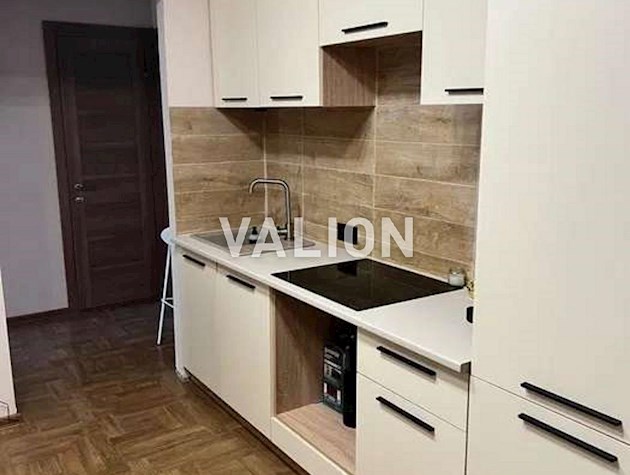 Продаж 2-к квартири вул. Коноплянська 22а