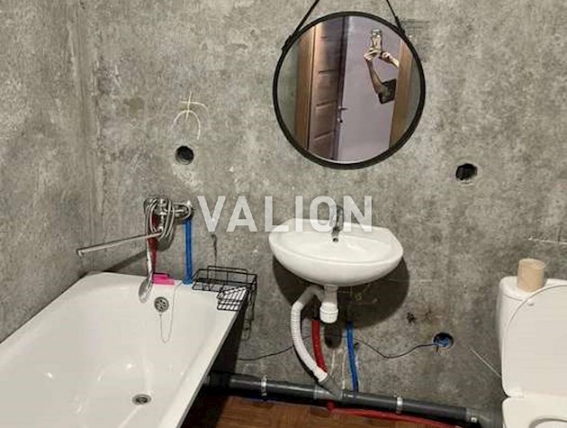 Продаж 2-к квартири вул. Коноплянська 22а