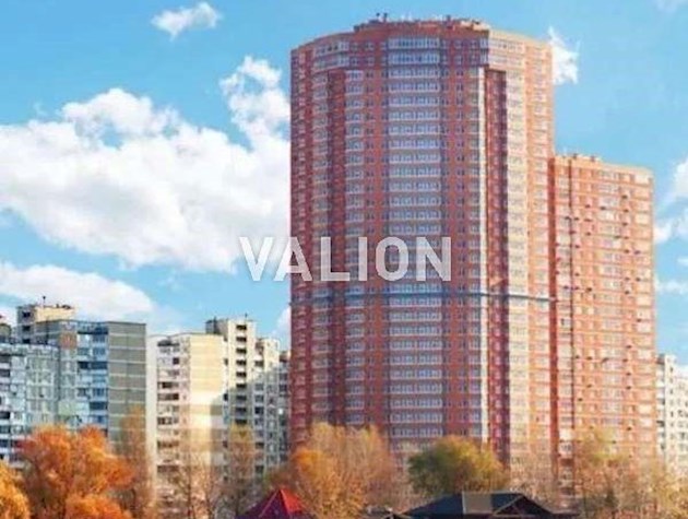 Продаж 1-к квартири вул. Ревуцького 9