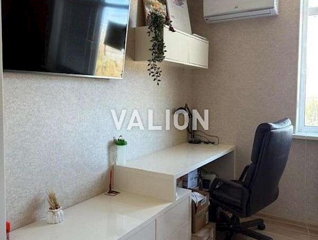 Продаж 3-к квартири вул. Якуба Коласа 2в