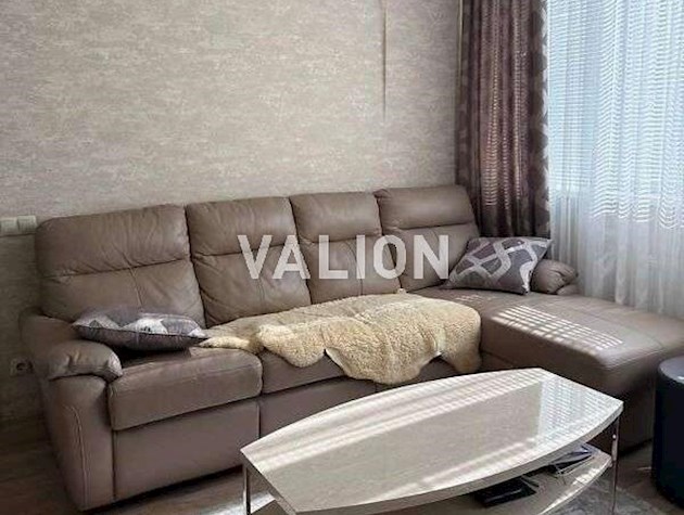 Продаж 3-к квартири вул. Якуба Коласа 2в