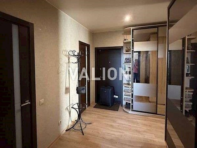 Продаж 3-к квартири вул. Якуба Коласа 2в