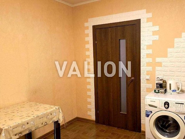 Продаж 2-к квартири Балтійський провулок 3