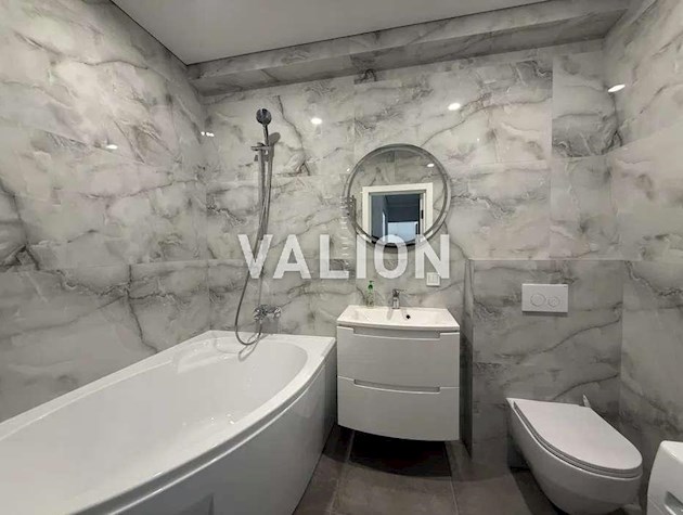 Продаж 2-к квартири вулиця Михайла Максимовича 28е