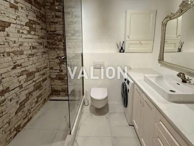 Продаж 2-к квартири вул. Академіка Писаржевського 8