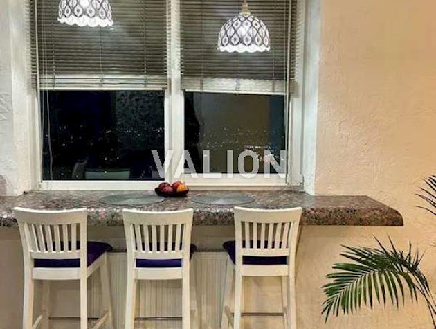 Продаж 1-к квартири просп. Соборності 30а