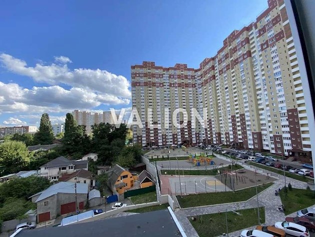 Продаж 2-к квартири Ясинуватський провулок 10