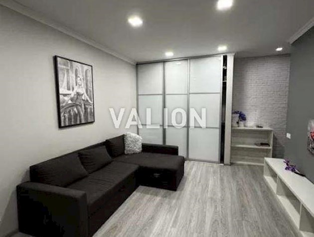 Продаж 1-к квартири вул. Бастіонна 10