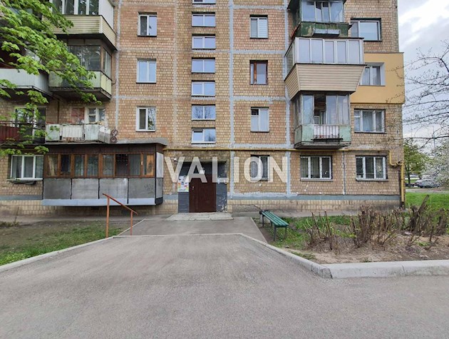 Продажа 2-к квартиры ул. Зодчих 26.