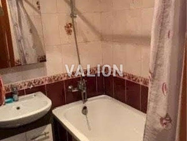 Продажа 2-к квартиры ул. Зодчих 26.