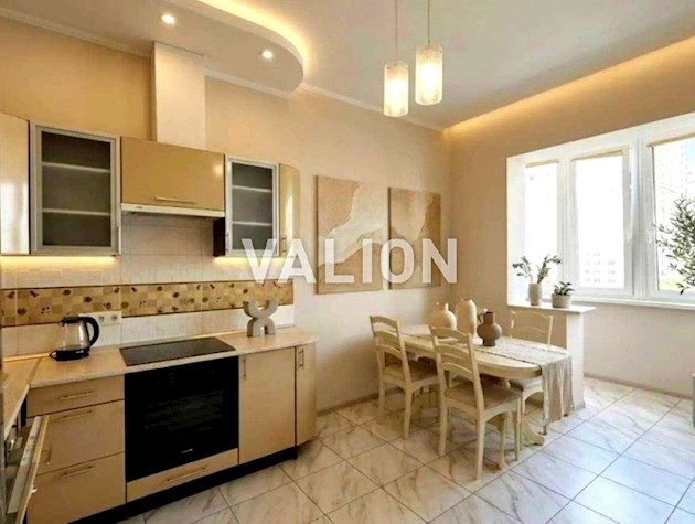 Продаж 2-к квартири вул. Жамбила Жабаєва 7д