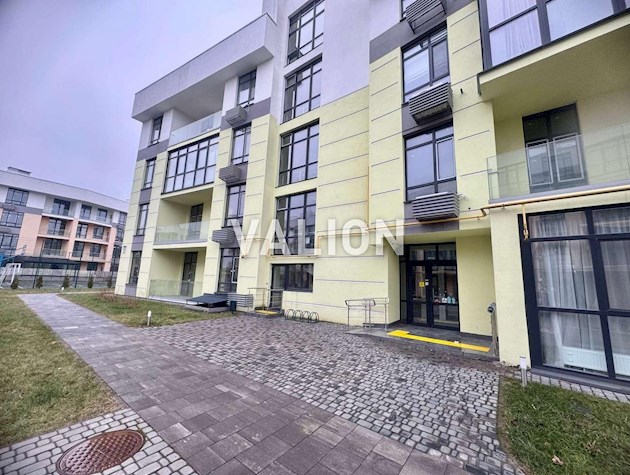 Продаж 3-к квартири вул. Дубищанська 5