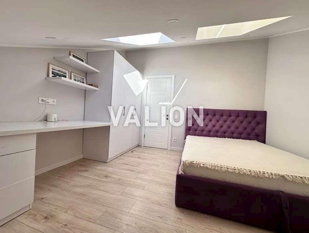 Продажа 5-к квартиры ул. Луценко Дмитрия 8