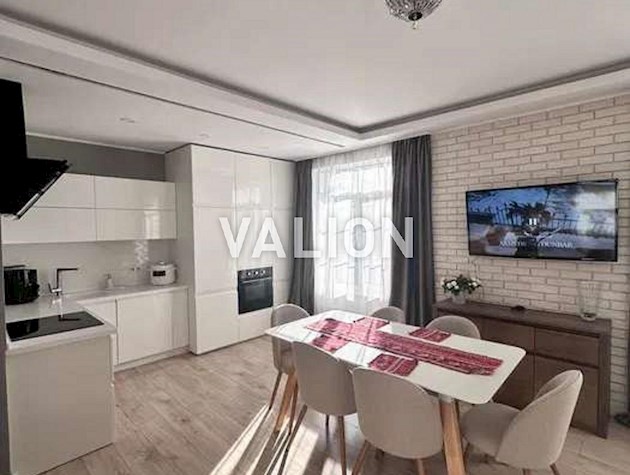 Продажа 5-к квартиры ул. Луценко Дмитрия 8