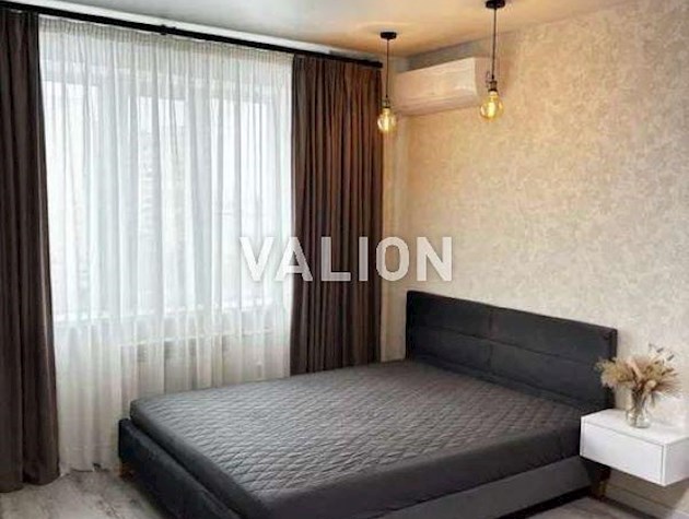 Продажа 1-к квартири ул. Академика Ефремова 7а