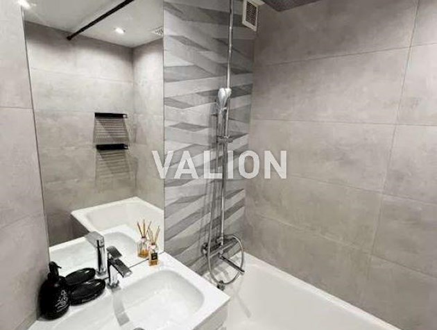 Продажа 1-к квартири ул. Академика Ефремова 7а