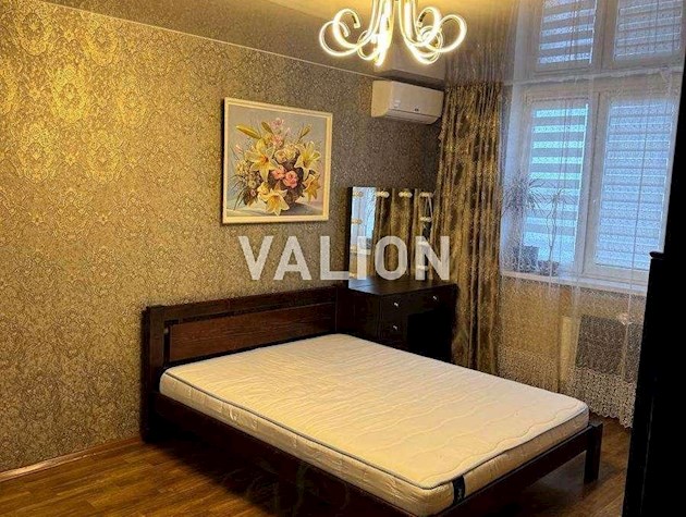 Продажа 2-к квартиры просп. Червоной Калины 70