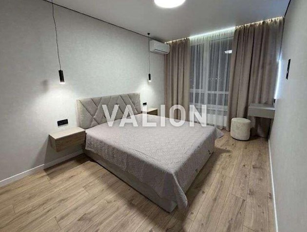 Продажа 1-к квартиры ул. Александра Олеся 17