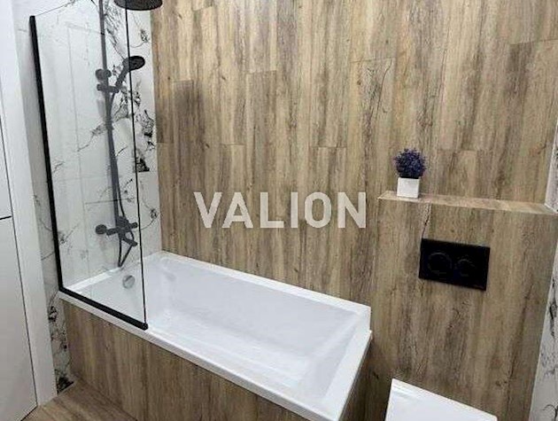 Продажа 1-к квартиры ул. Александра Олеся 17