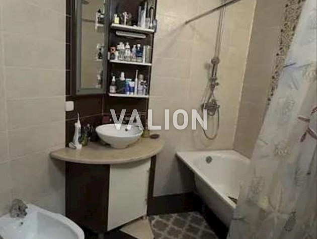 Продається двокімнатна квартира по вул.Рудницького Степана 3/7.