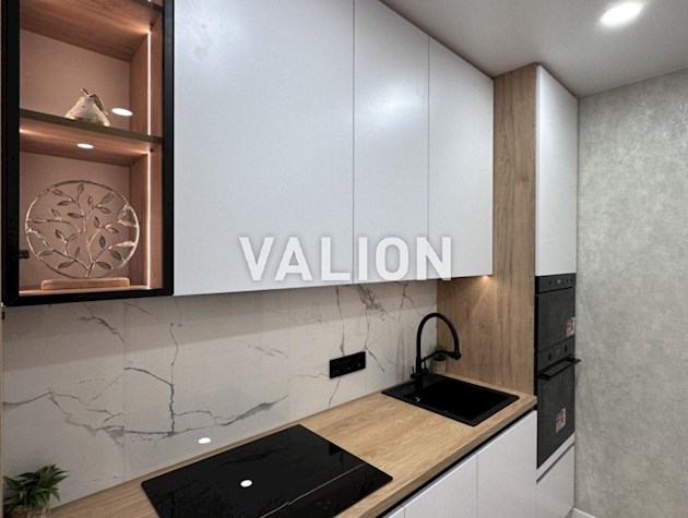 Продажа 1 комнатной 43 м2 Александра Олеся 27а Варшавский 3