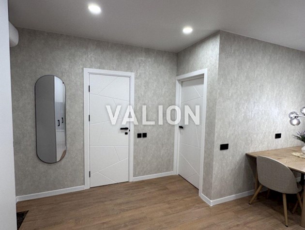 Продажа 1 комнатной 43 м2 Александра Олеся 27а Варшавский 3