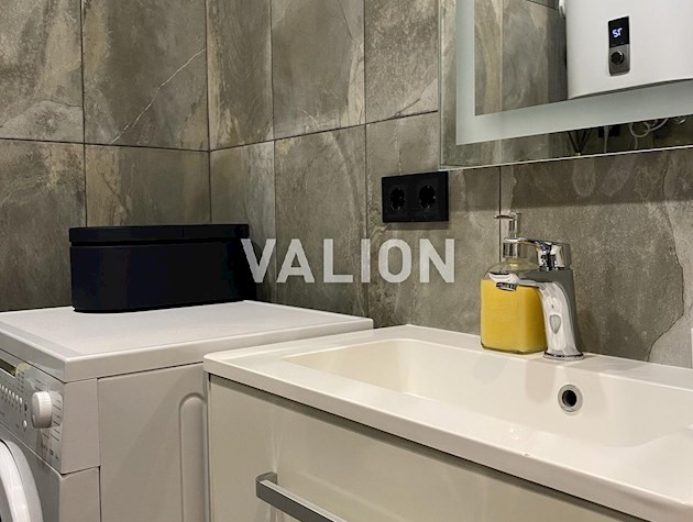 Продажа 1к квартиры 37,5 кв. м на Троещине, ул. А. Экстер, 16В