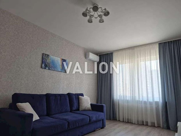 Продаж 1-к квартири вул. Софії Русової 3