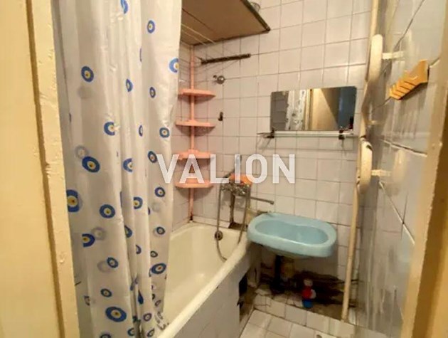 Продаж 3-к квартири просп. Романа Шухевича 24в
