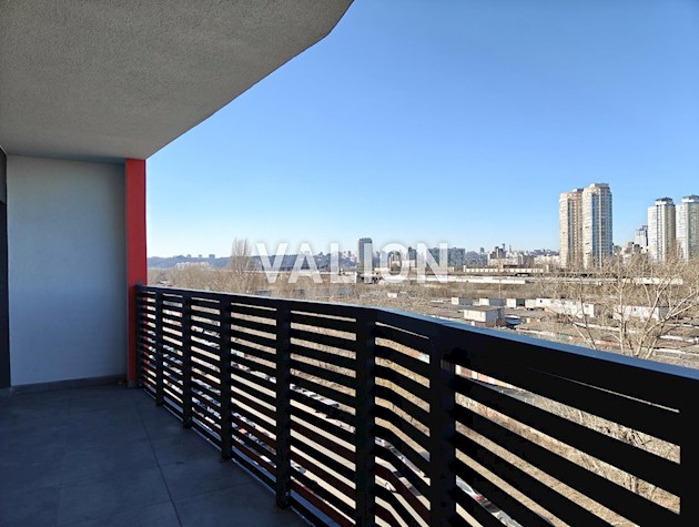 Продається 3 кімнатна квартира 87 кв. м по вул. Гліба Бабіча, 8г. ЖК Причал 8.