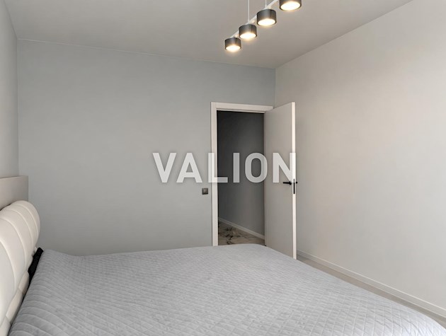 Продається 3 кімнатна квартира 87 кв. м по вул. Гліба Бабіча, 8г. ЖК Причал 8.