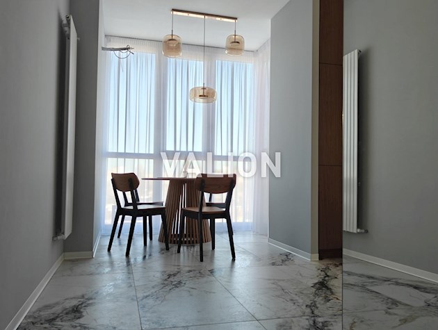 Продається 3 кімнатна квартира 87 кв. м по вул. Гліба Бабіча, 8г. ЖК Причал 8.