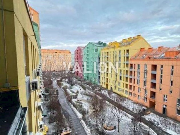 Продаж 3-к квартири просп. Соборності 17