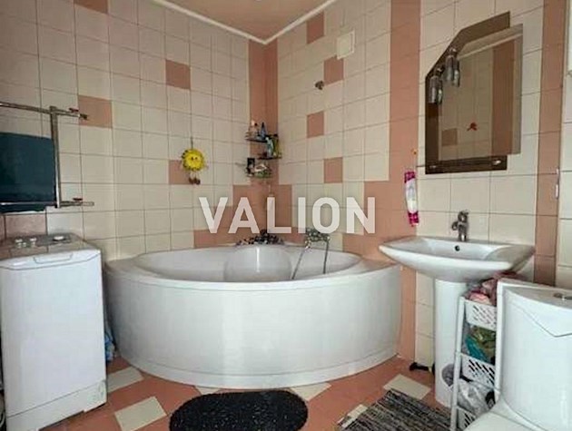 Продаж 2 кімнатної картири в центрі вул. Велика Васильківська 111/113