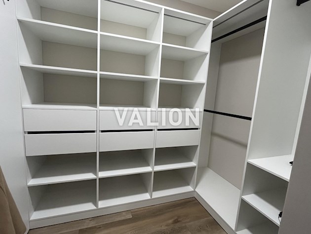 Продажа 1 комнатной квартиры в ЖК бизнес-класса Manhattan city по адресу: проспект Берестейский 11.