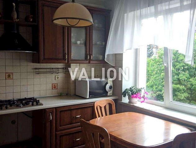 Продажа 3-к квартиры ул. Юлии Здановской 29