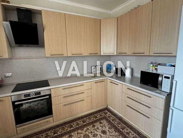 Продажа 3-к квартиры ул. Елены Пчелки 2